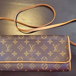 Louis Vuitton shoulder bag